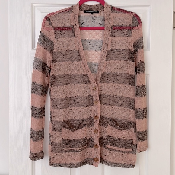 Foreign Exchange Gauzy Black and Rose Cardiagn - Picture 2 of 2